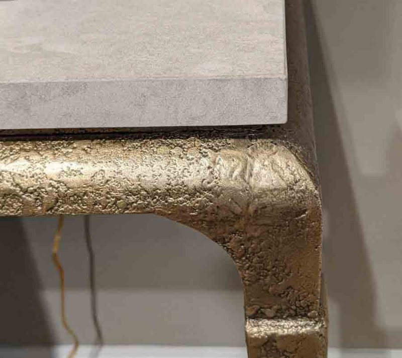 Sorano Console Table - Detail View